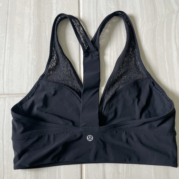 ❤️Sold❤️Lululemon mesh bra 8 - Picture 2 of 4